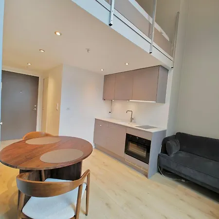 公寓 Downtown With Balcony *