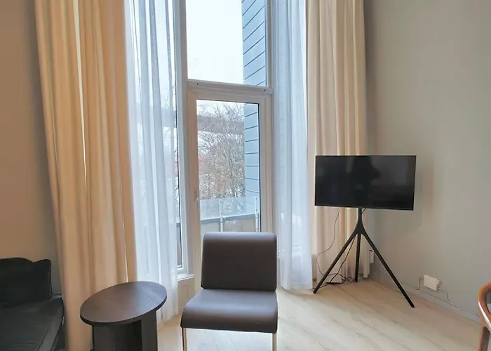 Downtown With Balcony * Στάβανγκερ