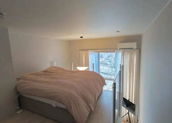 Downtown With Balcony Διαμέρισμα