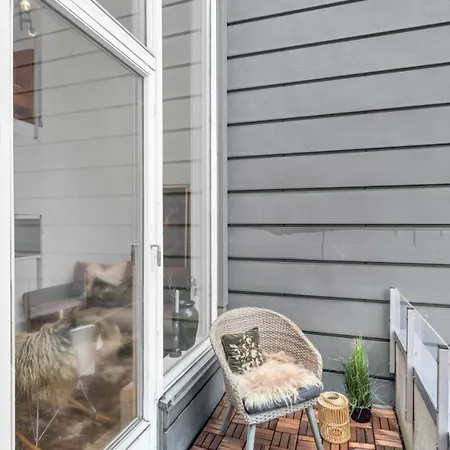 Lägenhet Downtown With Balcony Stavanger